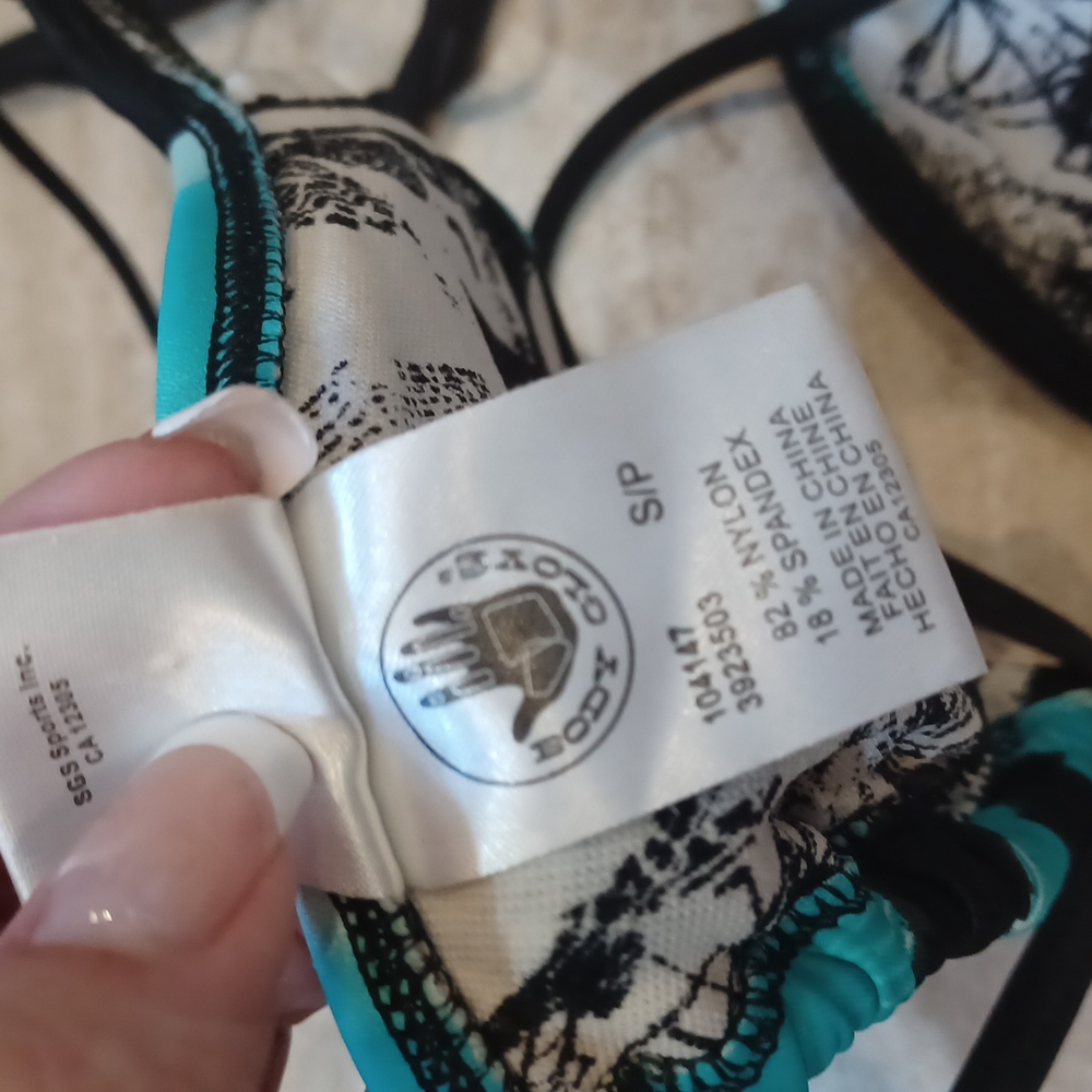 Body Glove Strappy Bikini Top - Picture 7 of 8